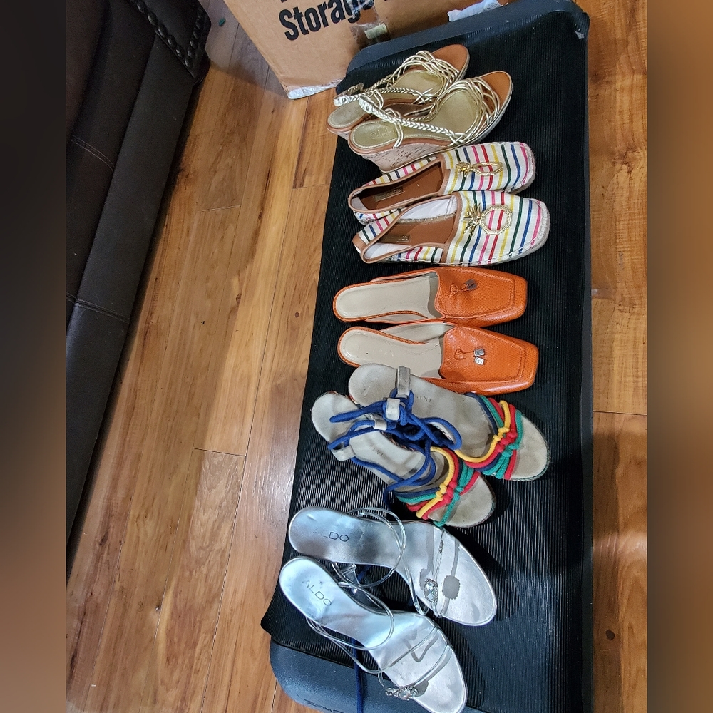 Lot of 5 pairs.  Good condition.